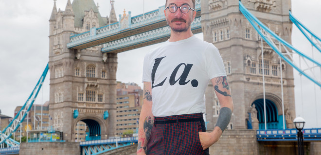 Philip Normal wearing La T-Shirt at Tower Bridge