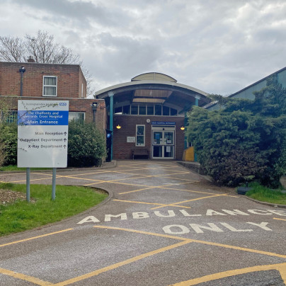 Chalfont and Gerrards Cross Hospital entrance